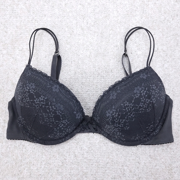 GILLY HICKS Super Push 'Em Up Plunge Bra - Picture 1 of 4